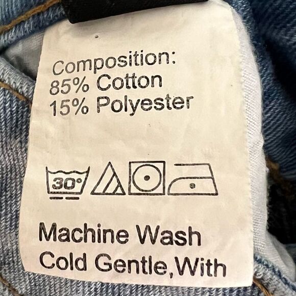 🚨4/$25 SHEIN Destroyed Baggy Jeans Size Medium - Picture 4 of 4